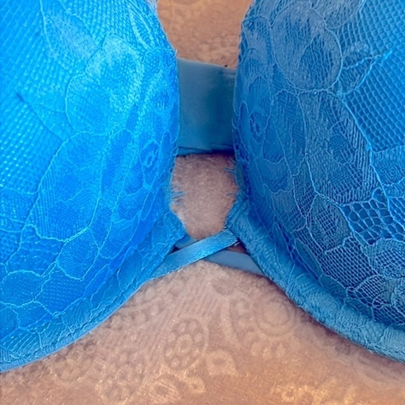 Brand New Victoria’s Secret Bombshell Rose Lace & Grommet Push-Up Bra Capri Blue - Picture 5 of 15
